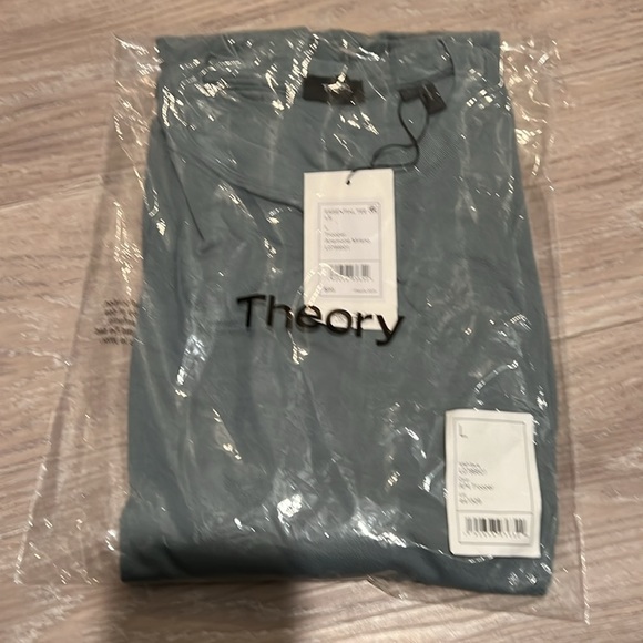 THEORY Men Essential TEE Long Sleeve Large Brand NEW - Picture 2 of 3